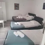 Blife Castelya Private Δωμάτια σε οικογενειακή κατοικία Φάρο