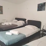 Δωμάτια σε οικογενειακή κατοικία Blife Castelya Private Φάρο